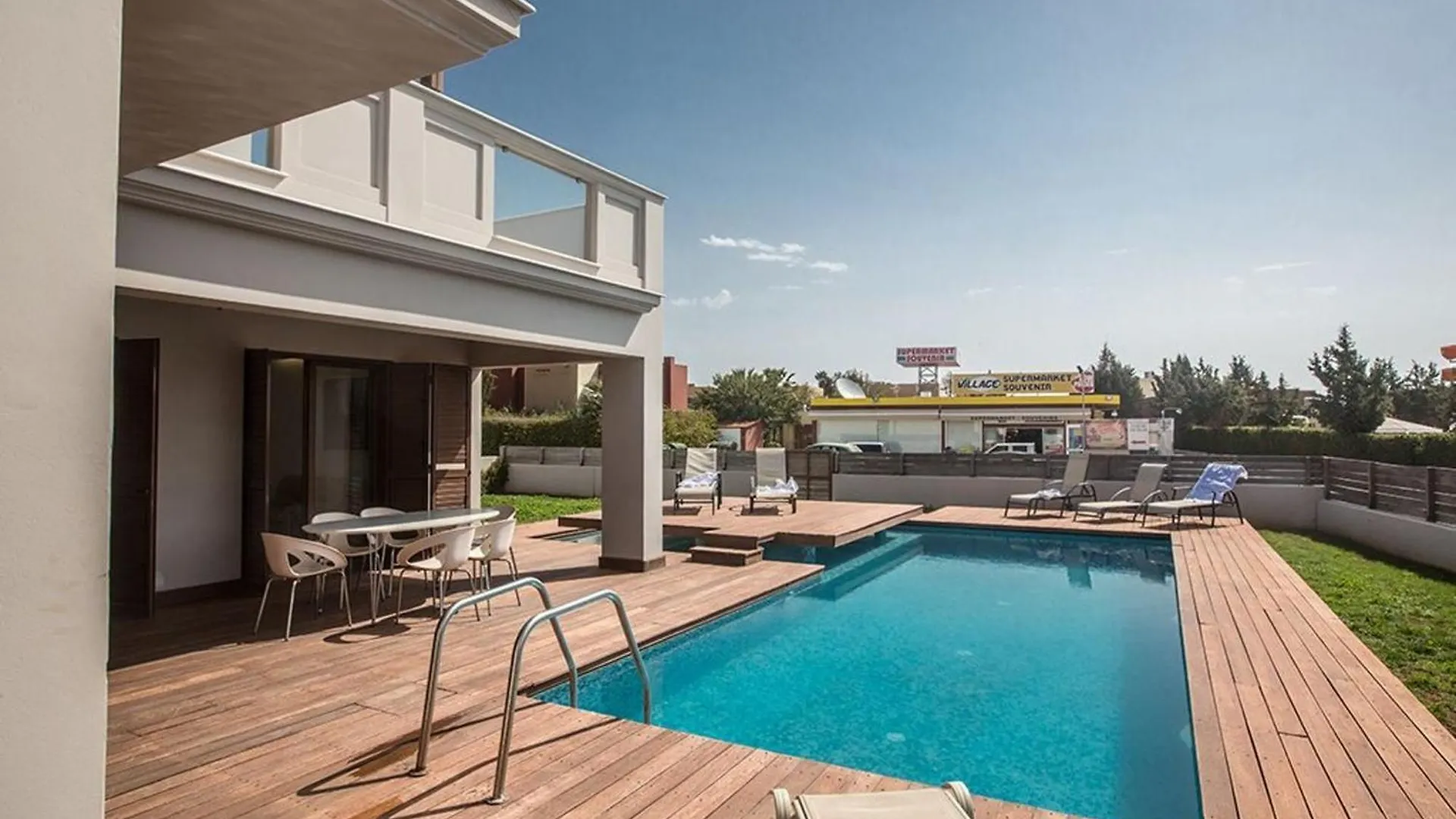 Villa Petreris Dyo - Lovely 3 Bedroom Ayia Napa Villa With Pool - Short Walk To Nissi Avenue Kıbrıs