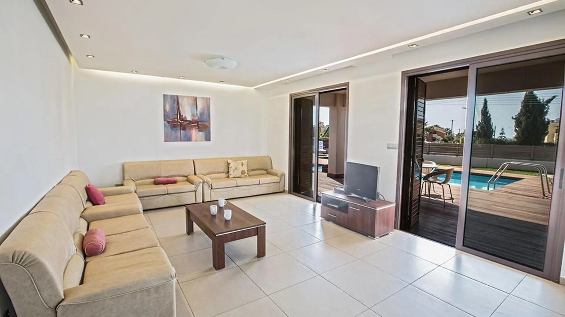 Villa Petreris Dyo - Lovely 3 Bedroom Ayia Napa Villa With Pool - Short Walk To Nissi Avenue